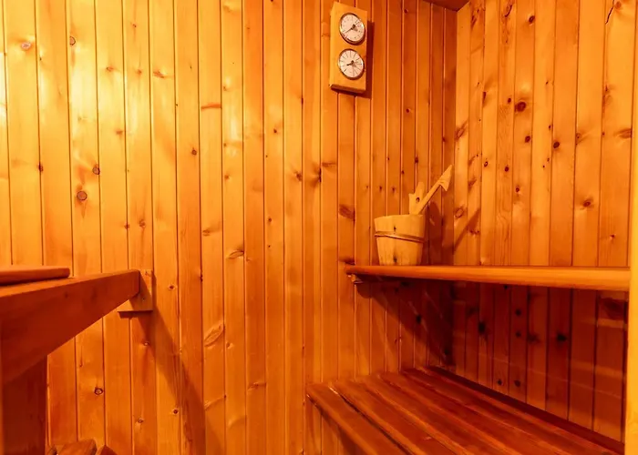 Noble Floor - Private Sauna Lukka